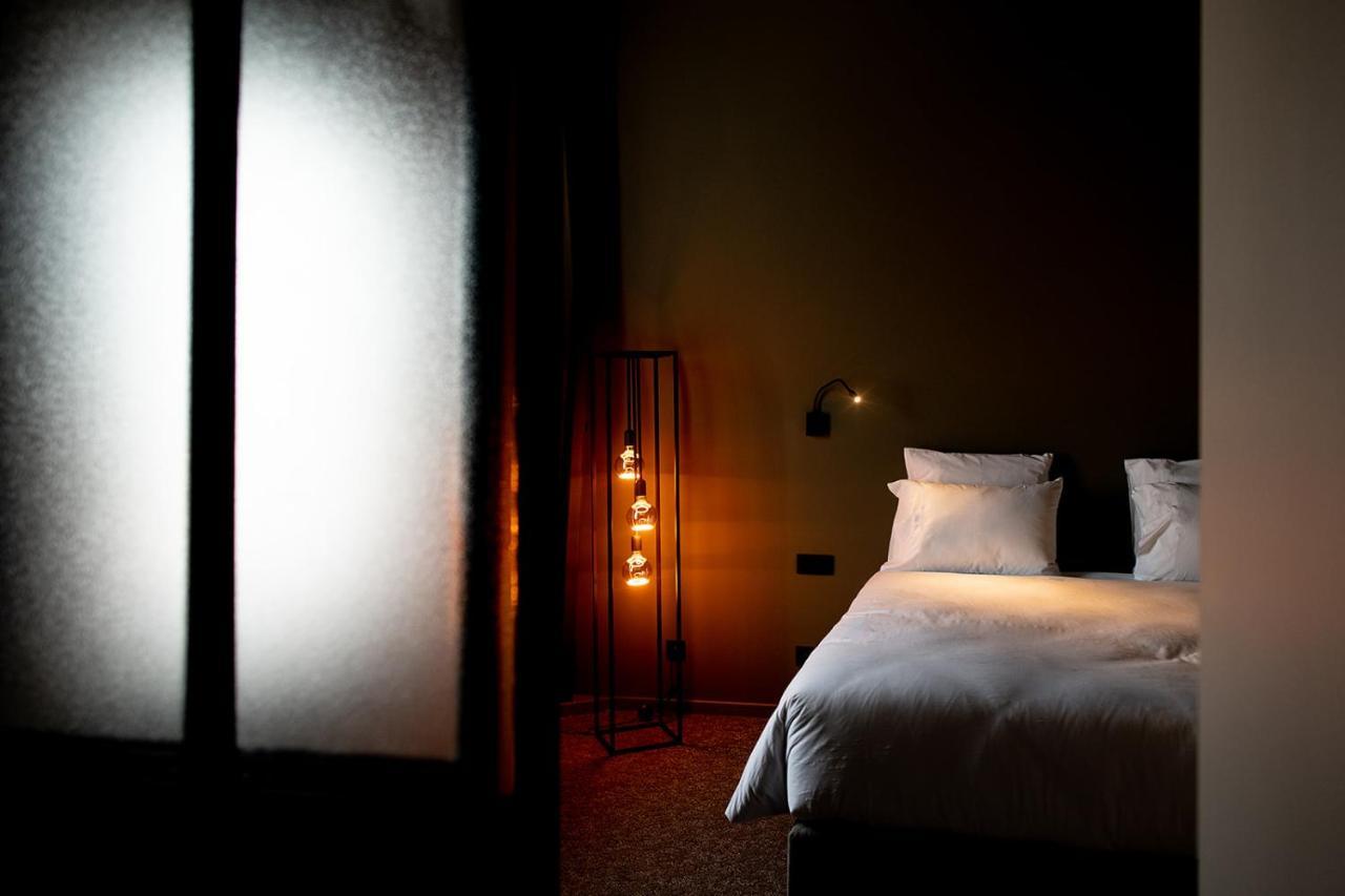 Hotel De La Poste Ellezelles Экстерьер фото