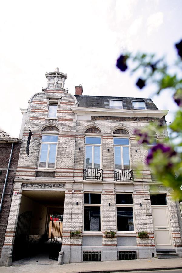 Hotel De La Poste Ellezelles Экстерьер фото