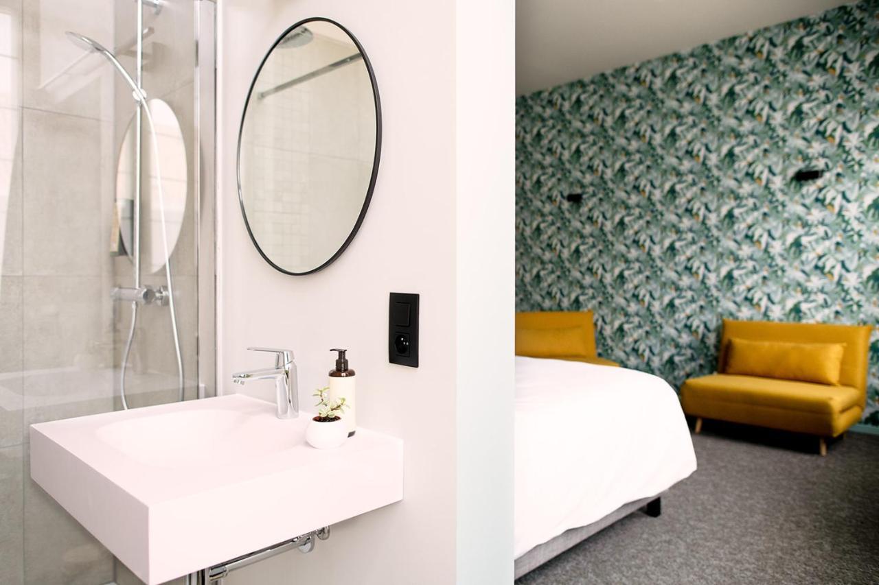Hotel De La Poste Ellezelles Экстерьер фото