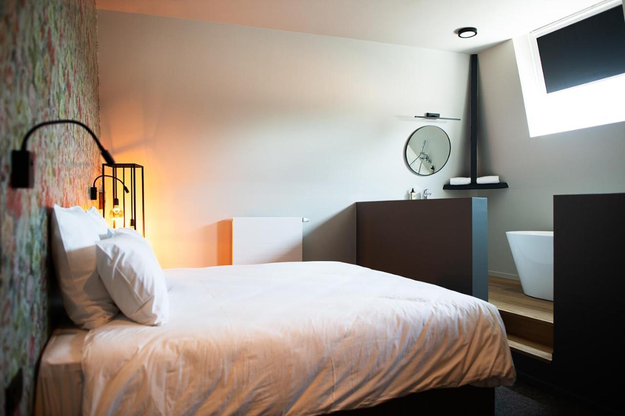Hotel De La Poste Ellezelles Экстерьер фото